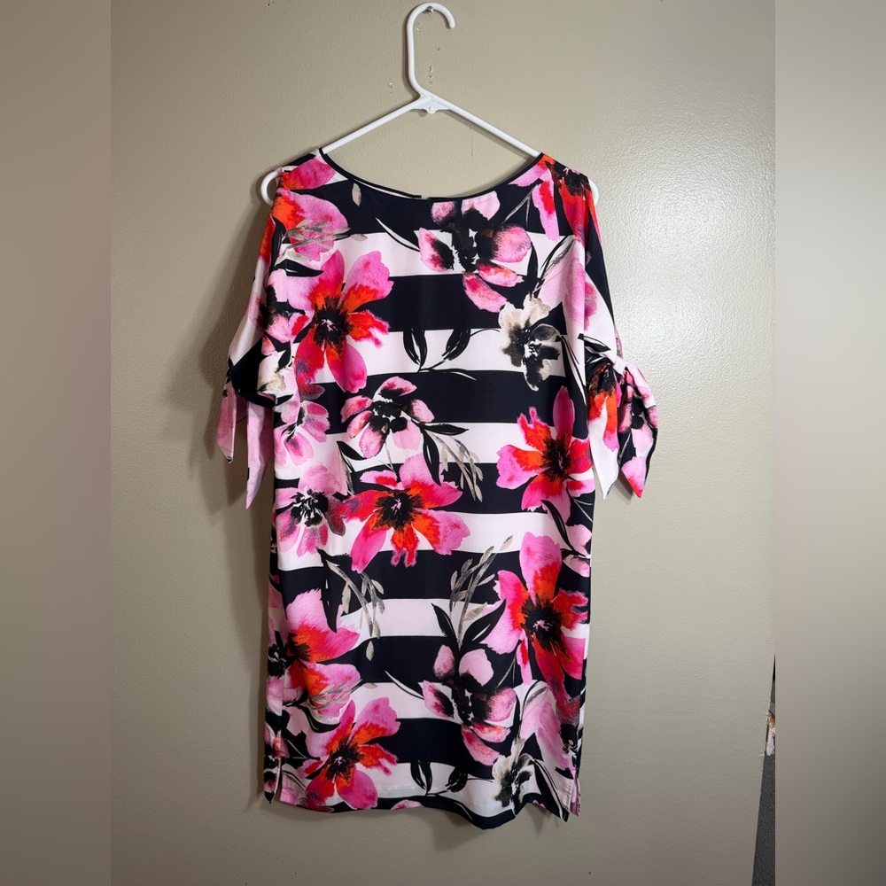 Vince Camuto Floral Stripe Shift Dress Size 6 Pink Black Tie Sleeve Sheath